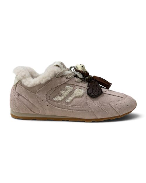 sneakers charms nude